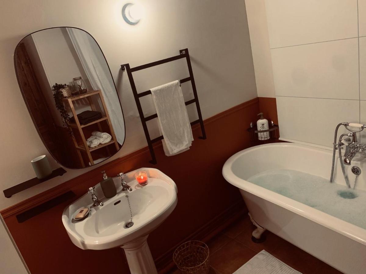 Logement, Plein Centre Du Village De Verzy Екстериор снимка